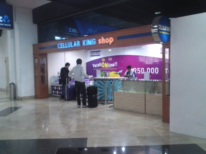 telkomsel-sim-at-jakarta-airport